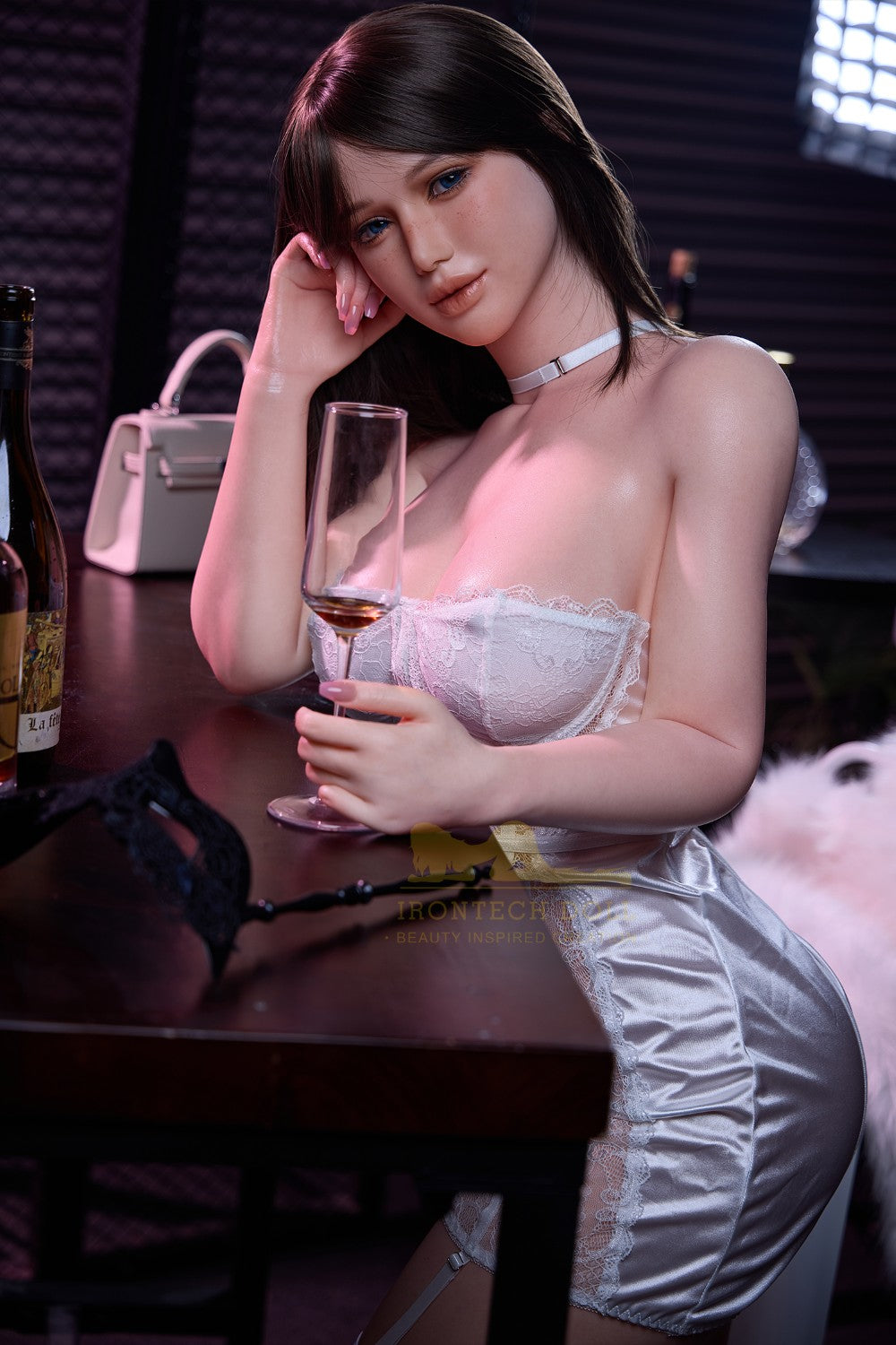 Celine sexdukke (Irontech Doll 164 cm e-cup S13 aio silikone)