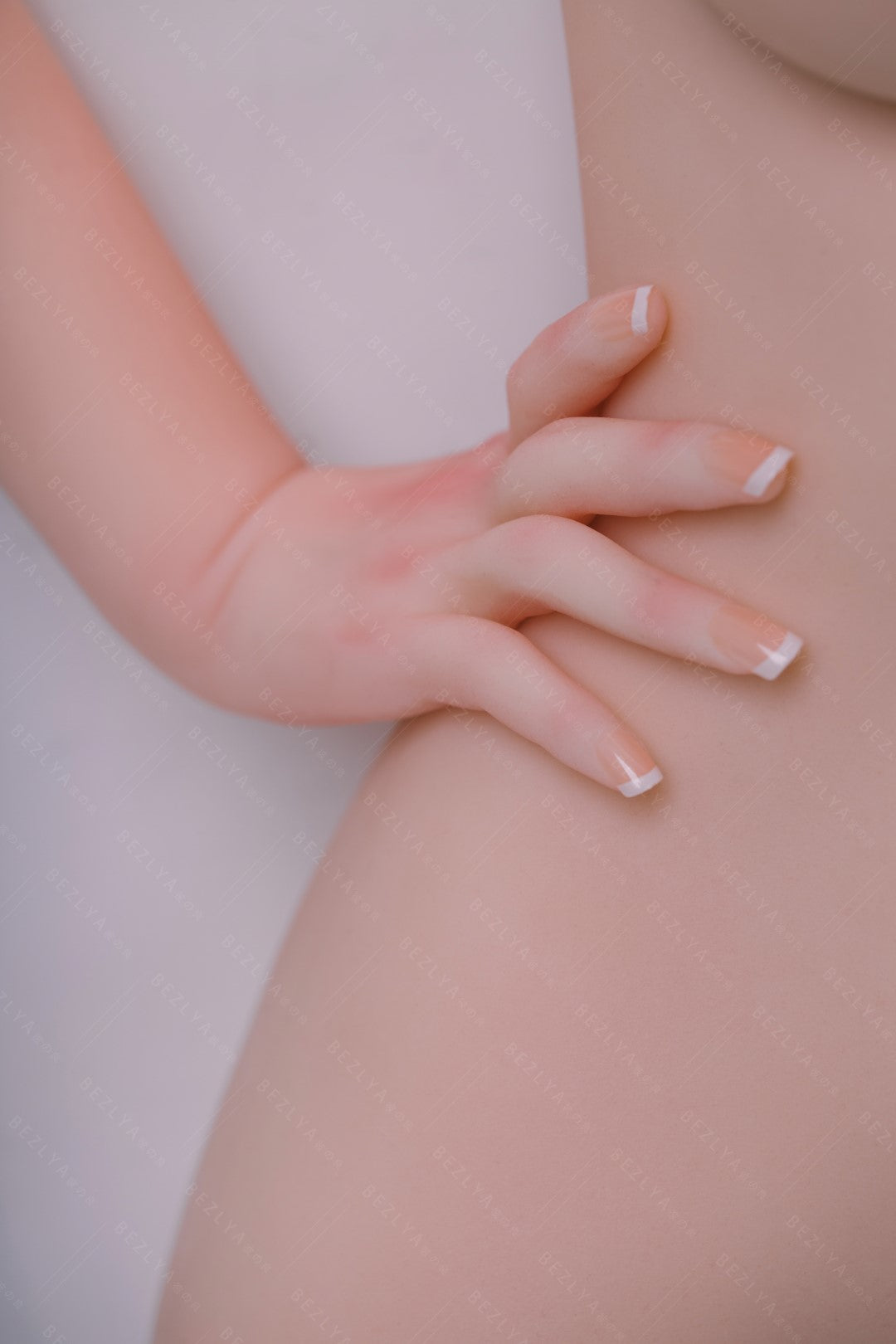 Convallaria sexdukke (Bezlya Doll 149 cm D-cup 2.0 TPE+silikone)