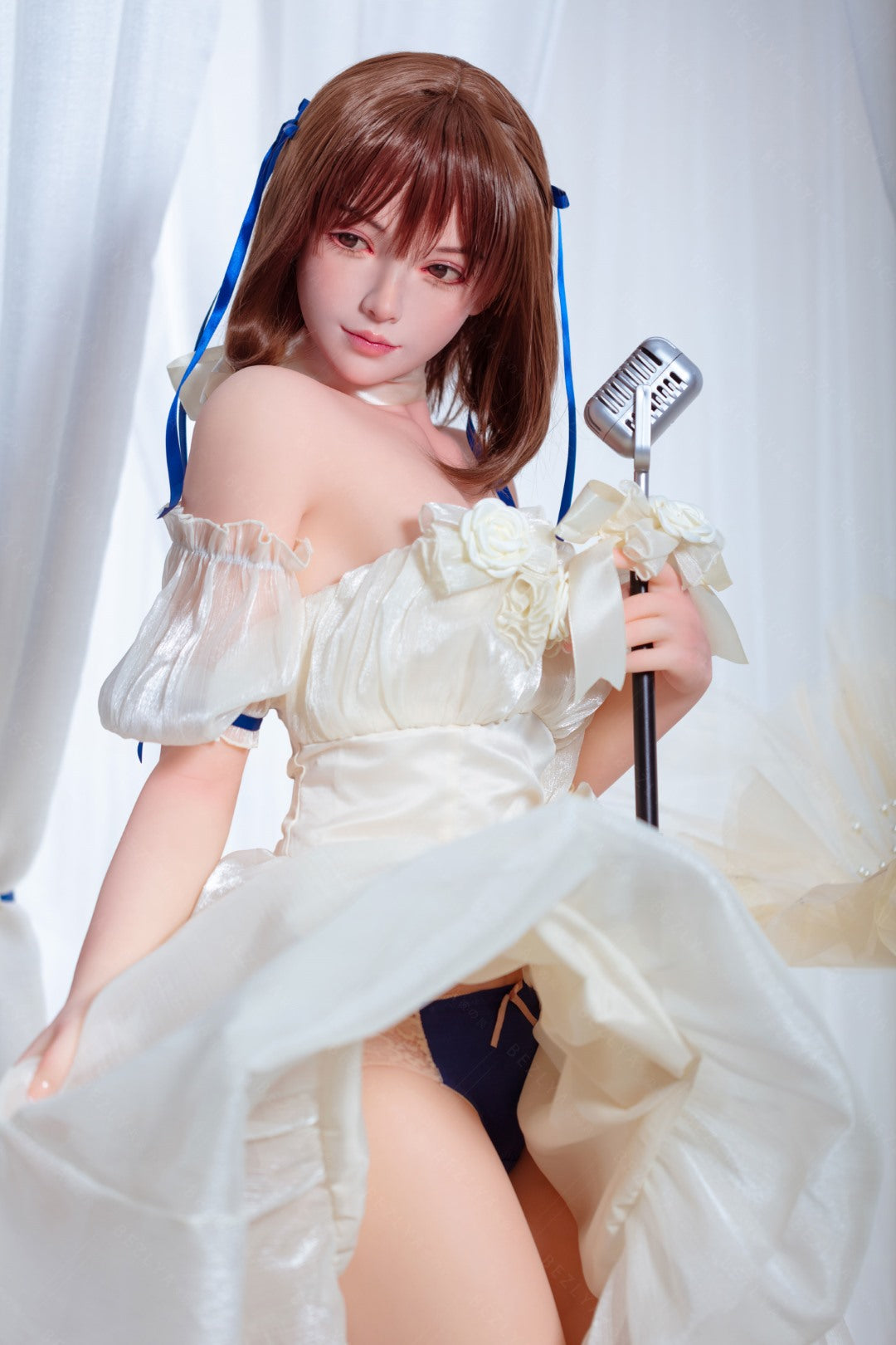 Holly sexdukke (Bezlya Doll 155 cm B-cup 2.0 TPE+silikone)