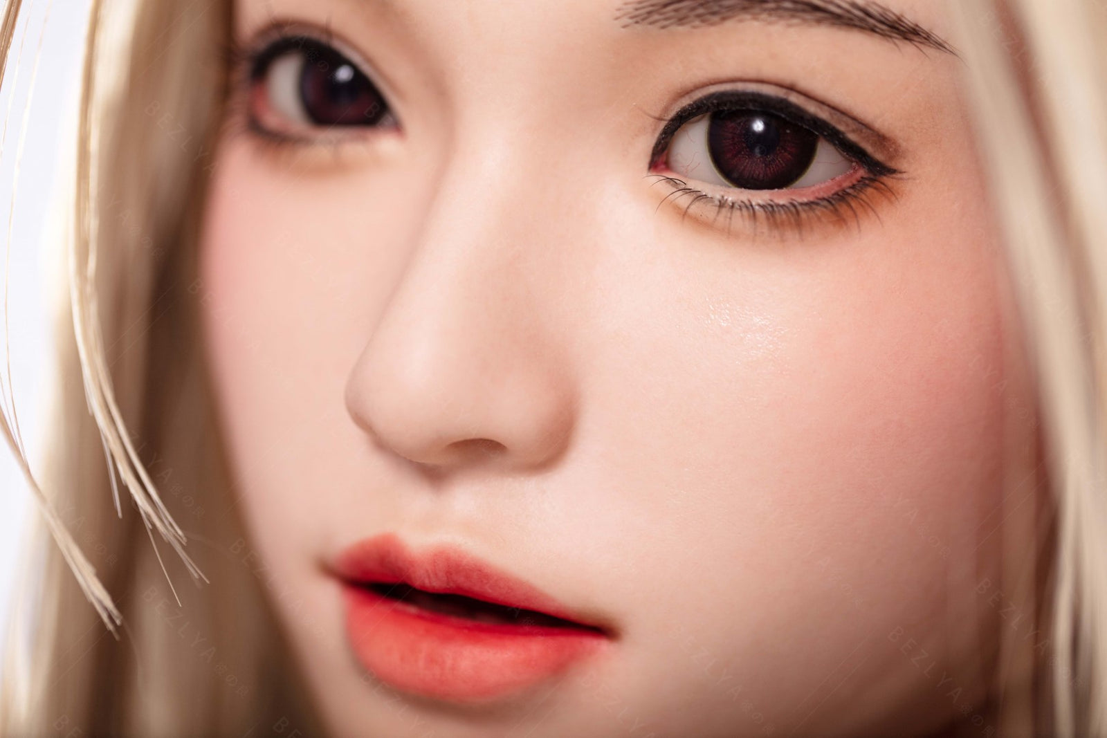 Helianthus sexdukke (Bezlya Doll 162 cm C-cup 2,2U silikone)