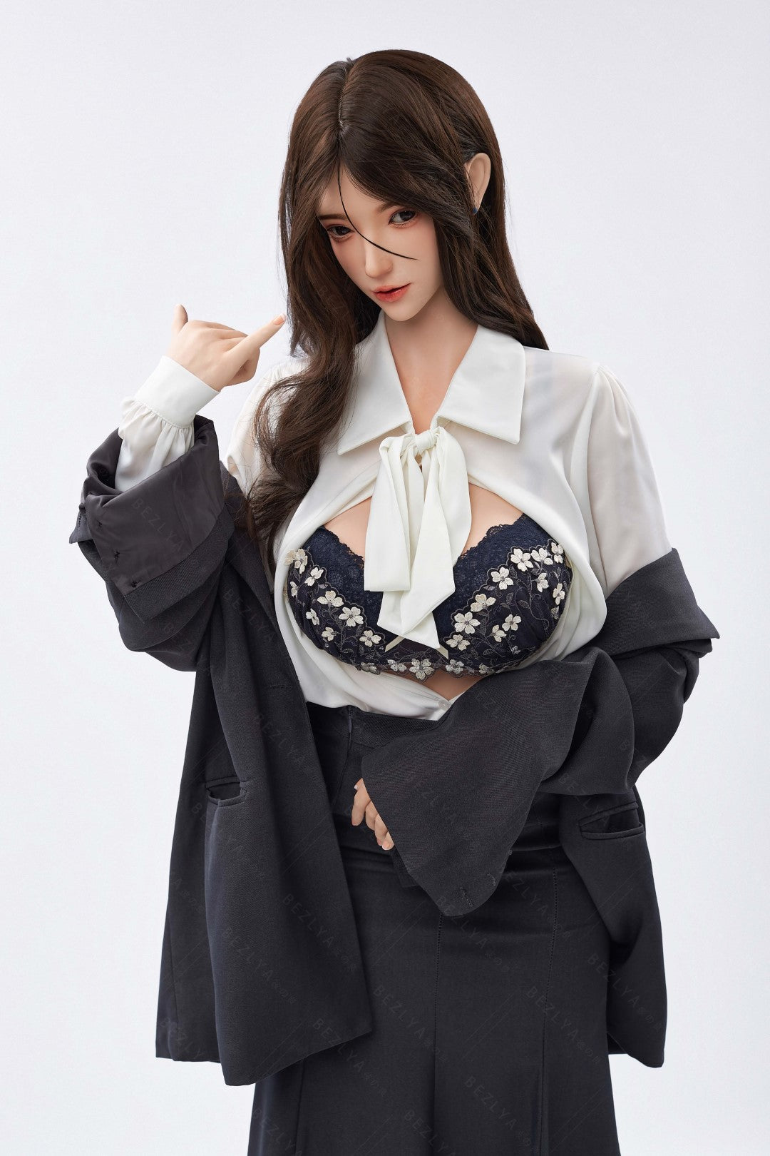 Yulania sexdukke (Bezlya Doll 163 cm E-cup 2.2 silikone)