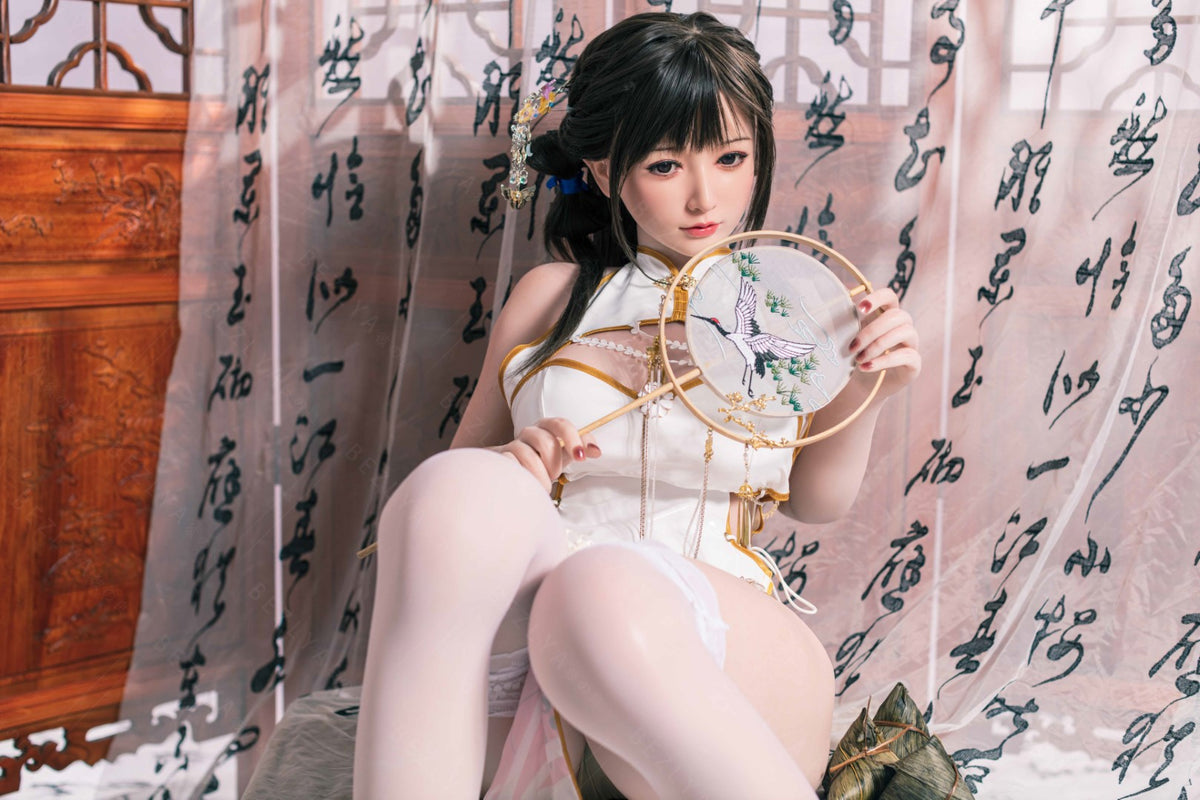 Platycodon sexdukke (Bezlya Doll 155 cm E-cup 2.2CF silikone)