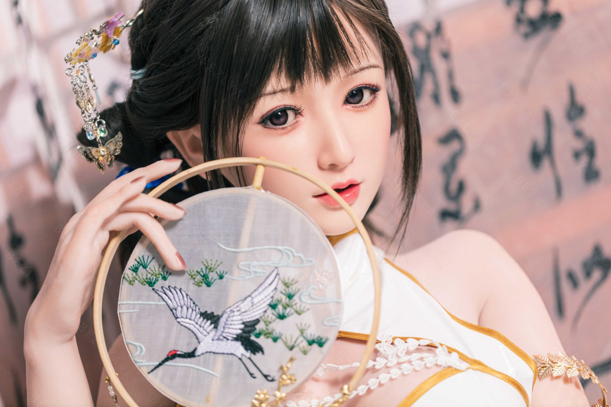 Platycodon sexdukke (Bezlya Doll 155 cm E-cup 2.2CF silikone)