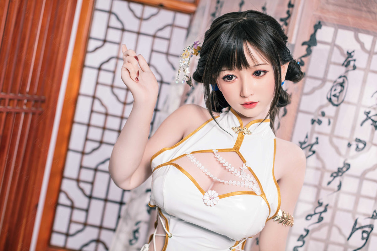 Platycodon sexdukke (Bezlya Doll 155 cm E-cup 2.2CF silikone)