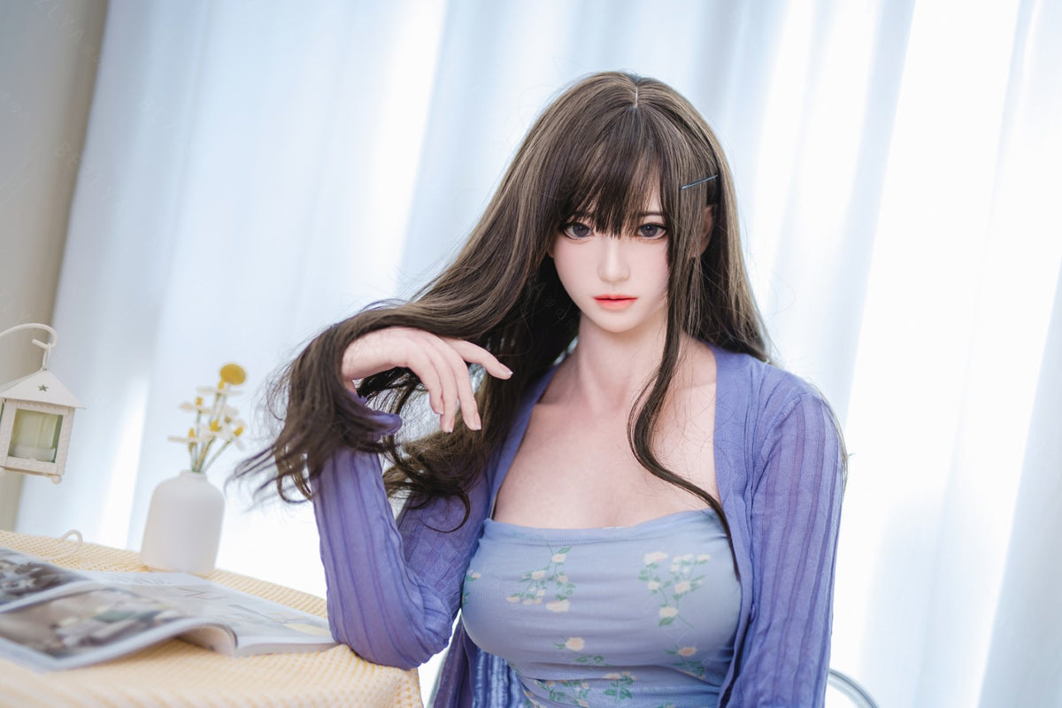 Helianthus sexdukke (Bezlya Doll 162 cm C-cup 2,2U silikone)