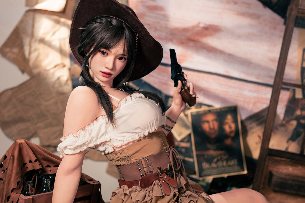 Helianthus sexdukke (Bezlya Doll 162 cm C-cup 2,2U silikone)