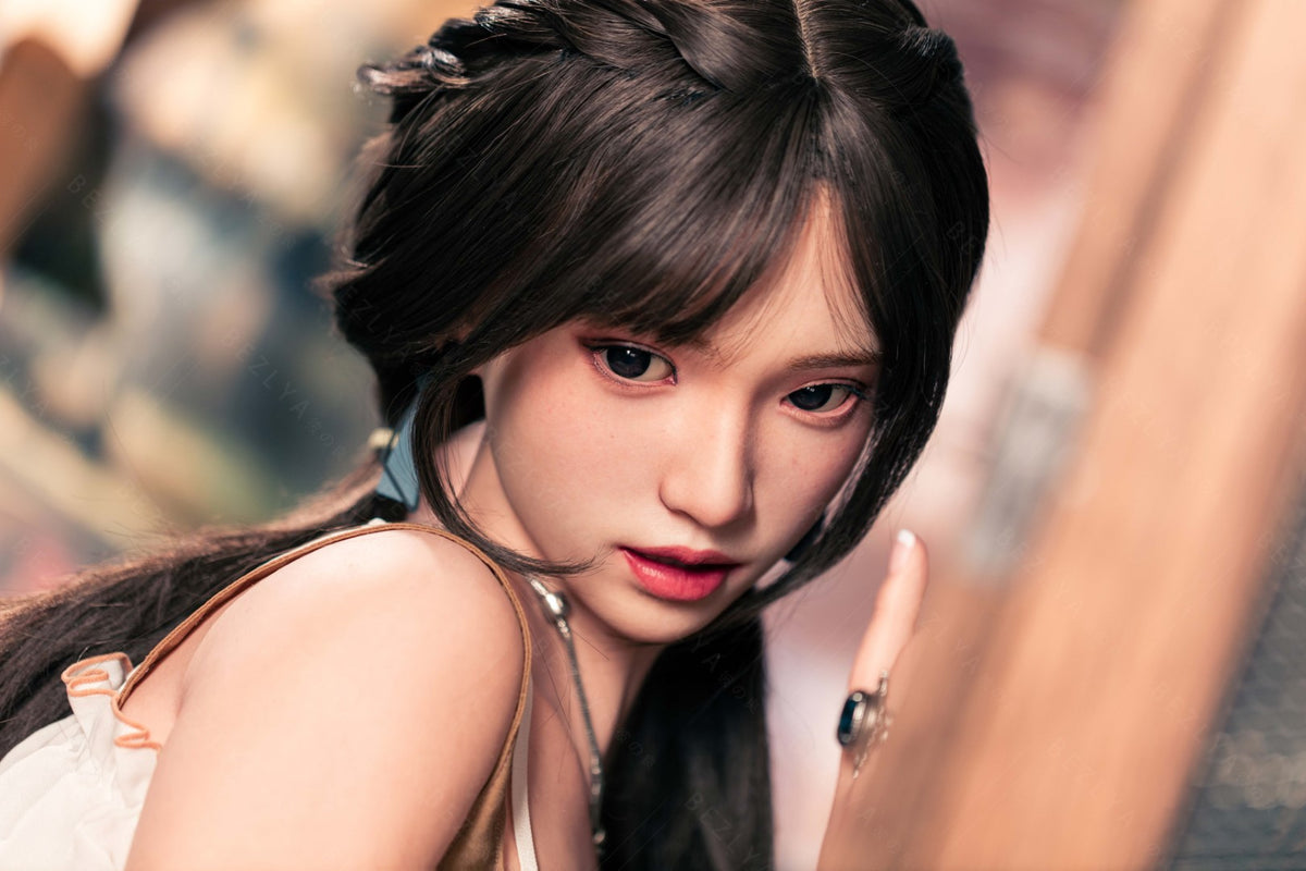 Helianthus sexdukke (Bezlya Doll 162 cm C-cup 2,2U silikone)