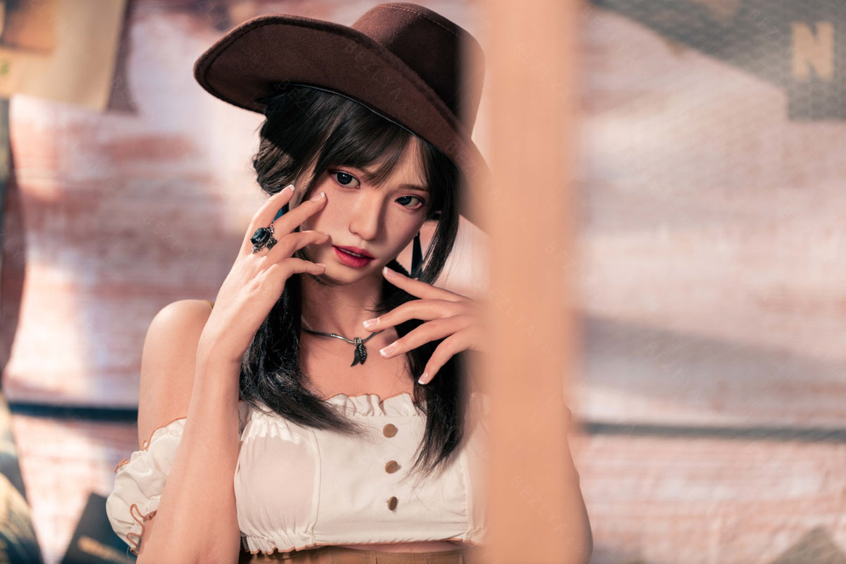 Helianthus sexdukke (Bezlya Doll 162 cm C-cup 2,2U silikone)