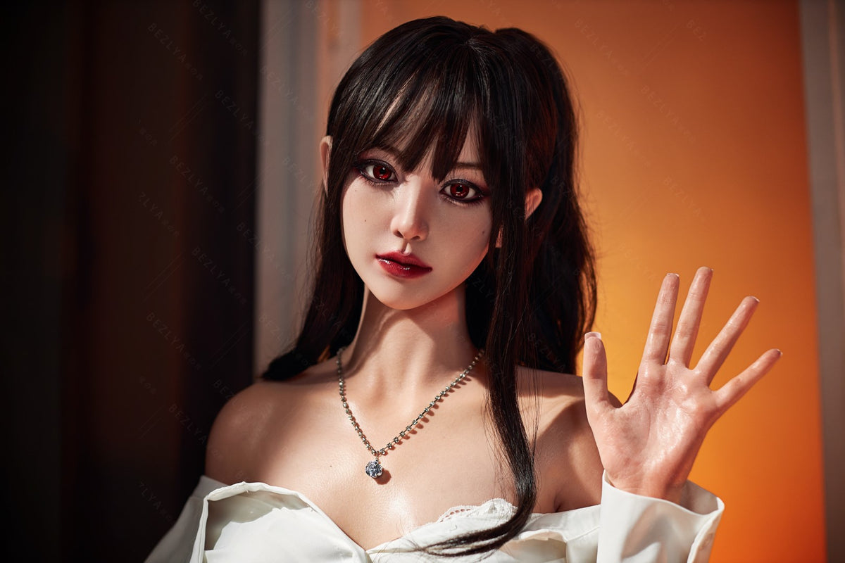 Hibiscus sexdukke (Bezlya Doll 153 cm C-cup 2,2U silikone)