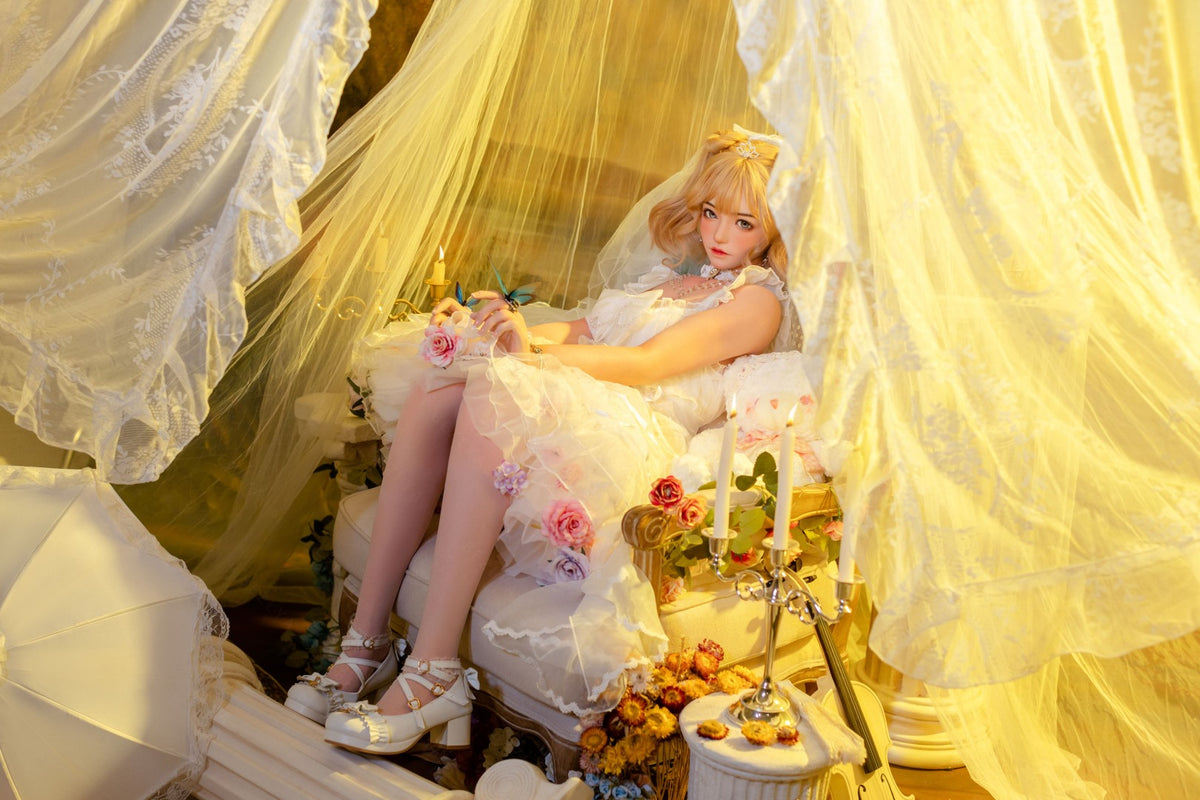 Oleander sexdukke (Bezlya Doll 156 cm B-cup 2.1 silikone)