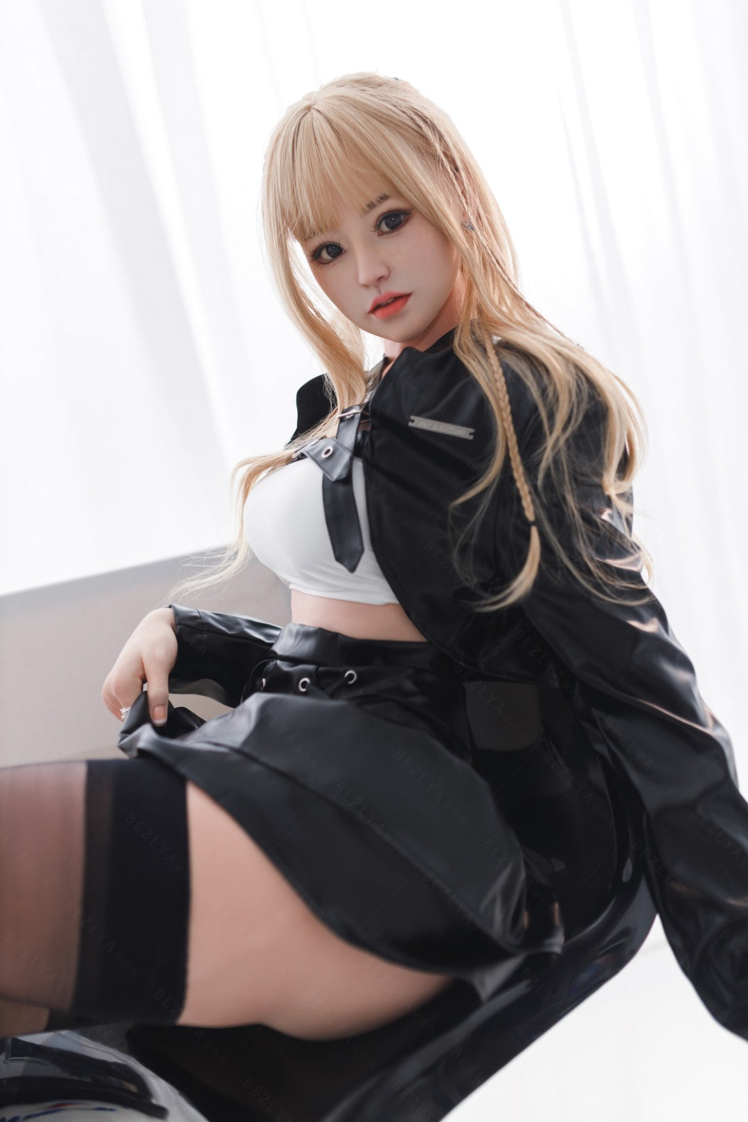 Hortensia sexdukke (Bezlya Doll 156 cm B-cup 2.1 silikone)