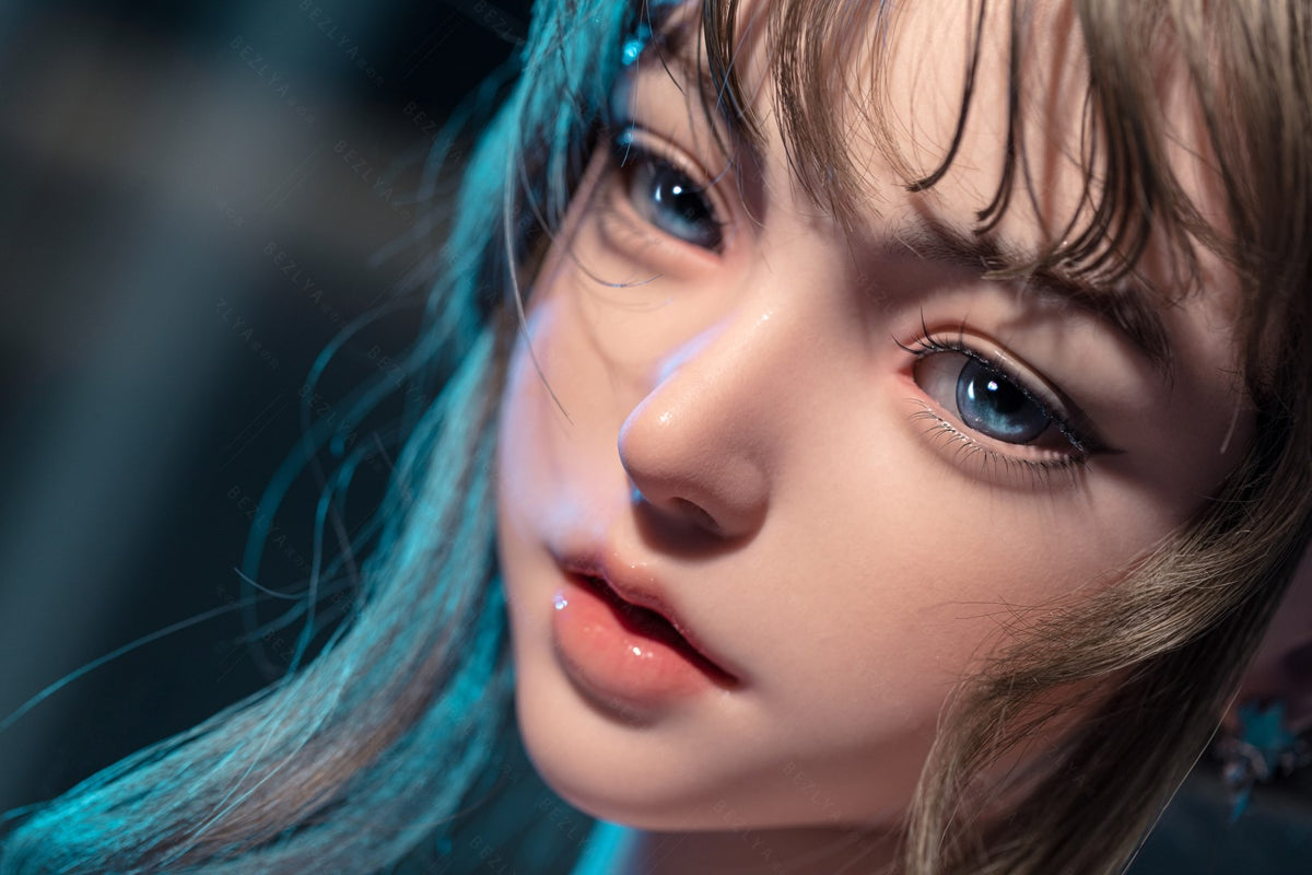 Campanula sexdukke (Bezlya Doll 155 cm E-cup 2.2CF silikone)