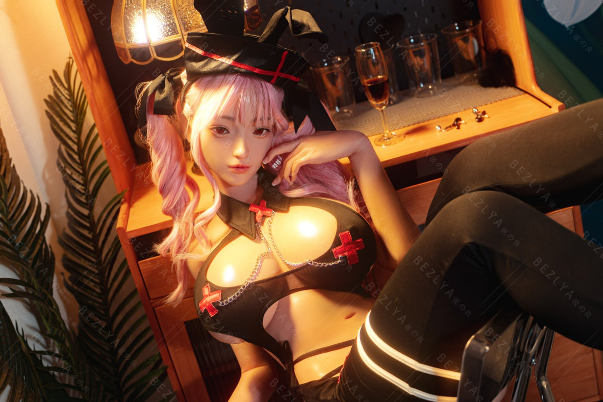 Bletilla sexdukke (Bezlya Doll 157 cm F-cup 2.2CF silikone)