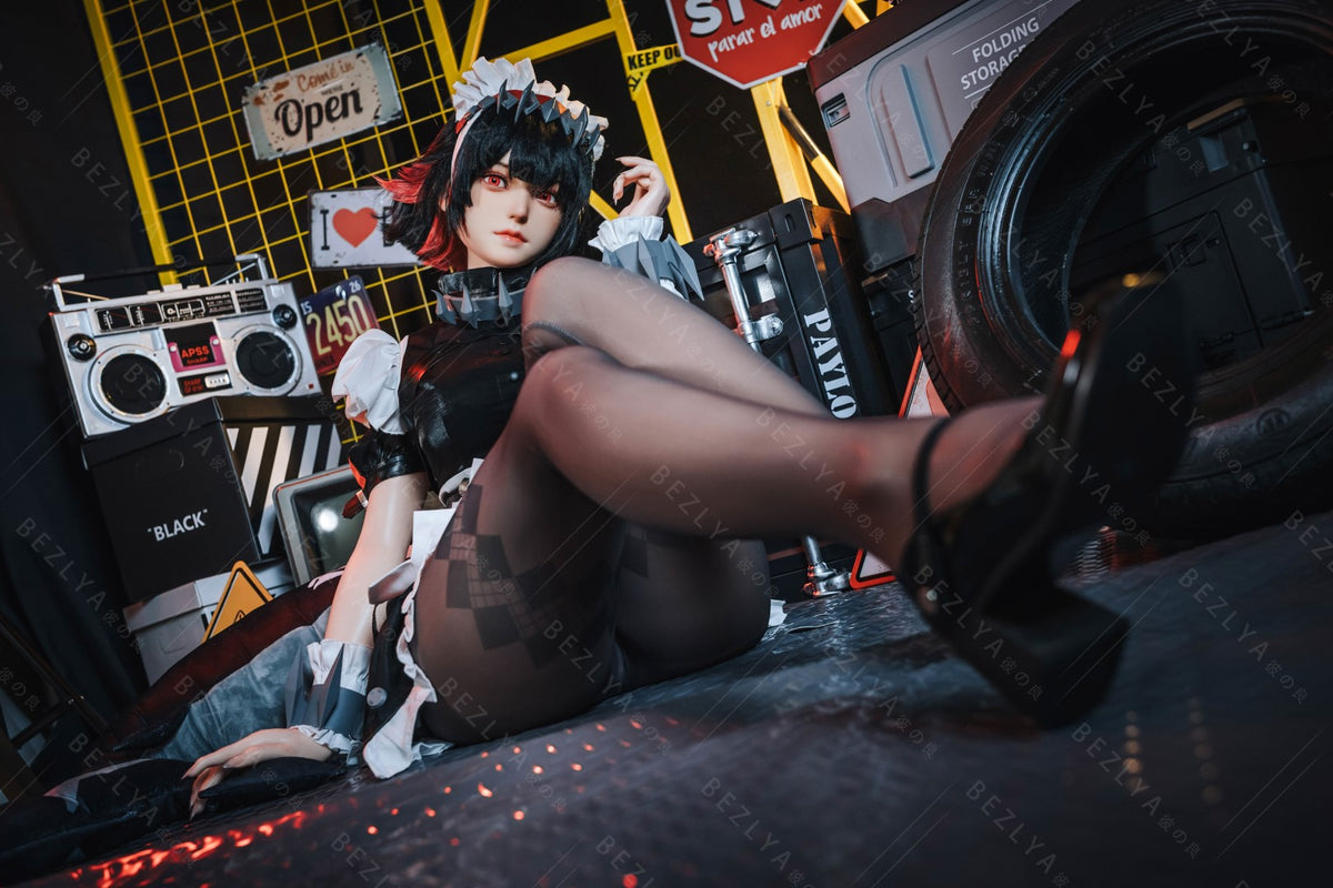 Campanula sexdukke (Bezlya Doll 155 cm E-cup 2.2CF silikone)