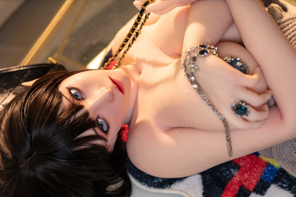 Calla sexdukke (Bezlya Doll 155 cm F-cup 2.0 TPE+silikone)