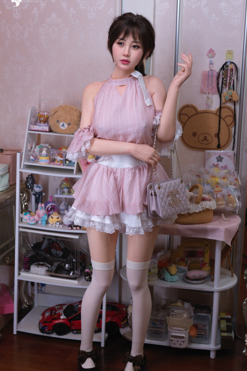 Vivi Model 23 (Gynoid Doll 160 cm F-cup silikone)