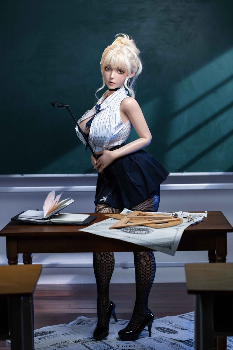 Violet sexdukke (AITIA dukke 157 cm F-cup 2.2CF silikone)