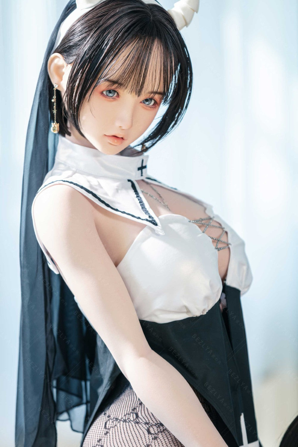 Vanilje sexdukke (Bezlya Doll 155 cm E-cup 2.2CF silikone)