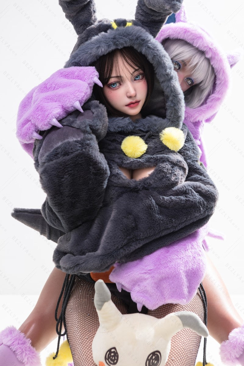 Campanula sexdukke (Bezlya Doll 155 cm E-cup 2.2CF silikone)