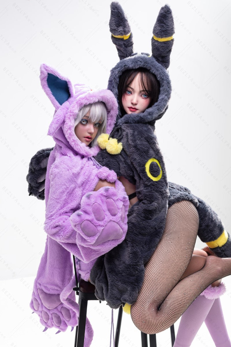 Campanula sexdukke (Bezlya Doll 155 cm E-cup 2.2CF silikone)