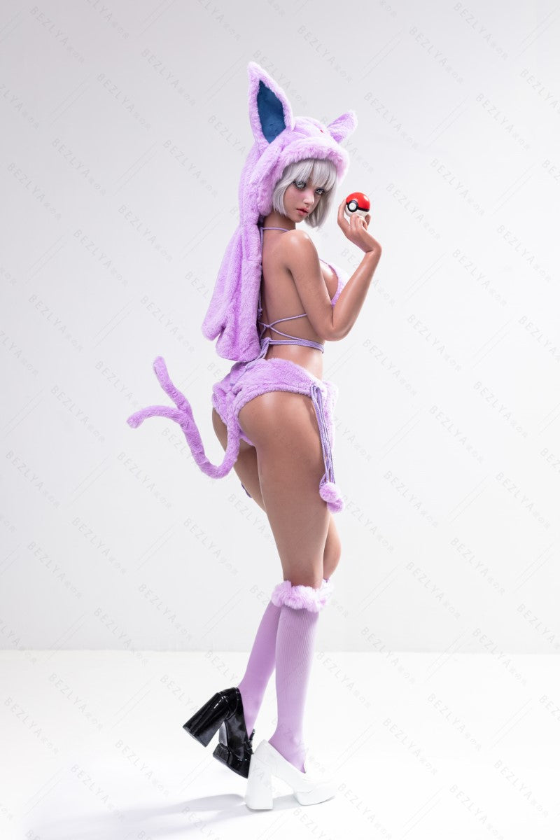 Campanula sexdukke (Bezlya Doll 155 cm E-cup 2.2CF silikone)