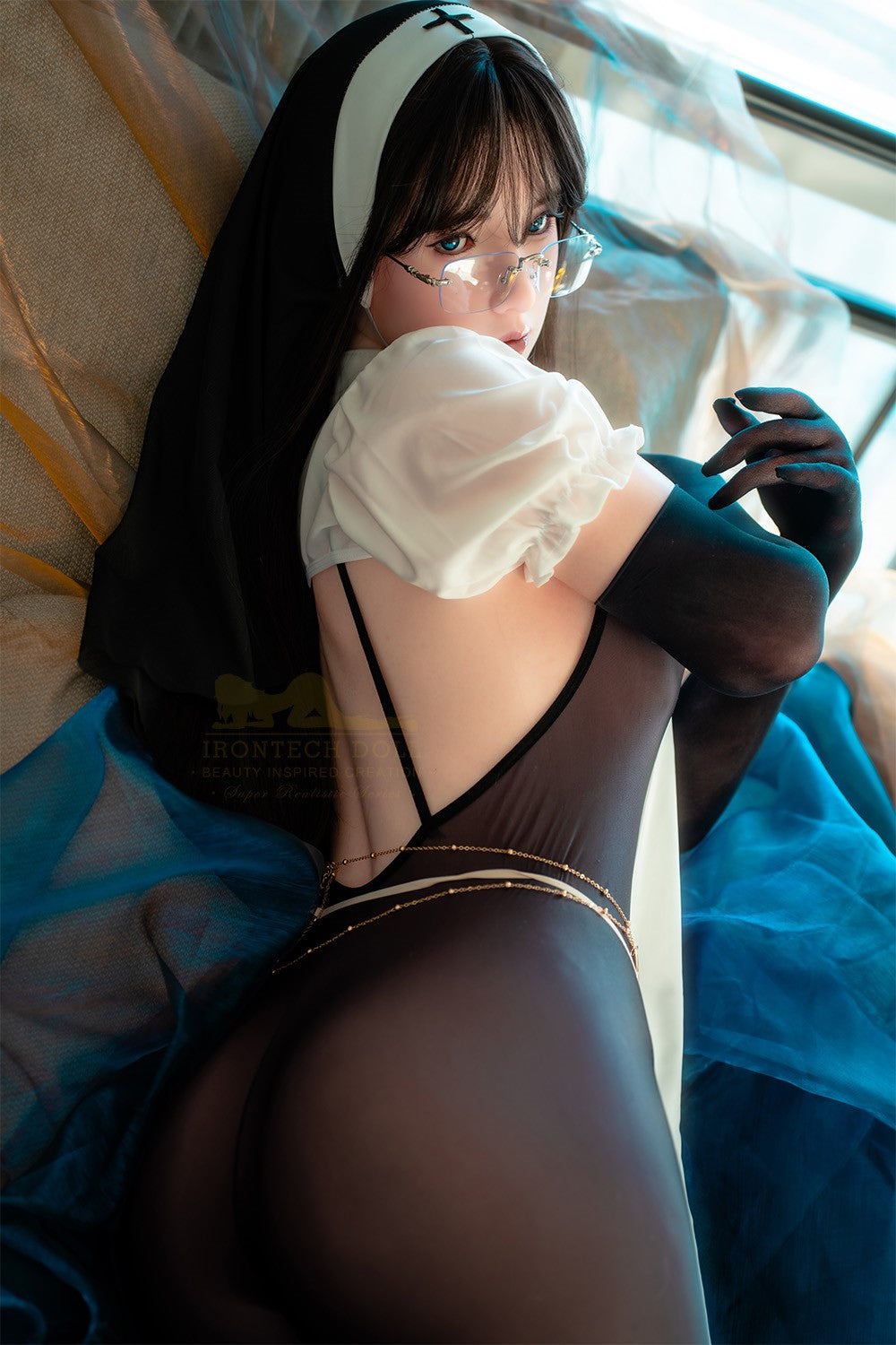 Yeona sexdukke (Irontech Doll 162 cm B-cup P37 silikone)