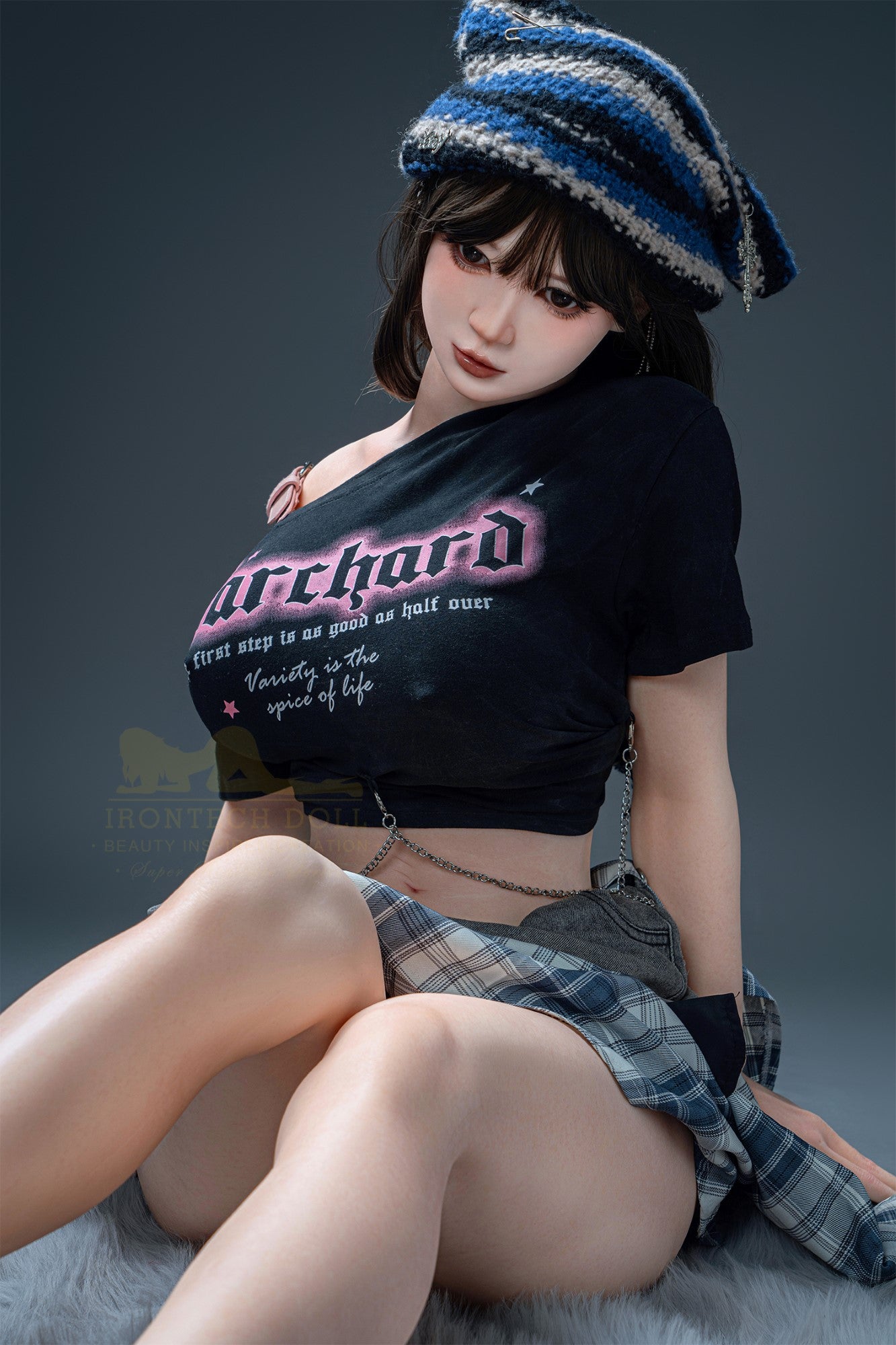 Ni sexdukke (Irontech Doll 158 cm E-cup T3-2 silikone)