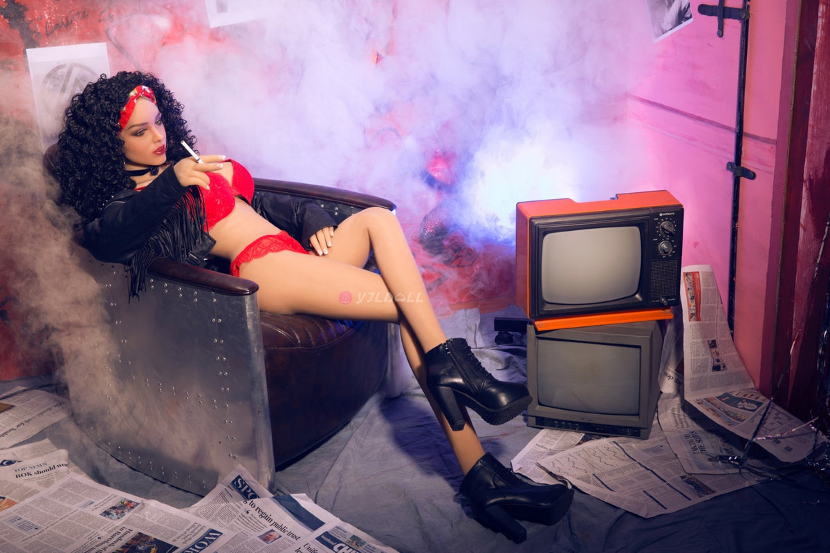 Emily sexdukke (YJL Doll 155 cm C-cup #868 TPE)