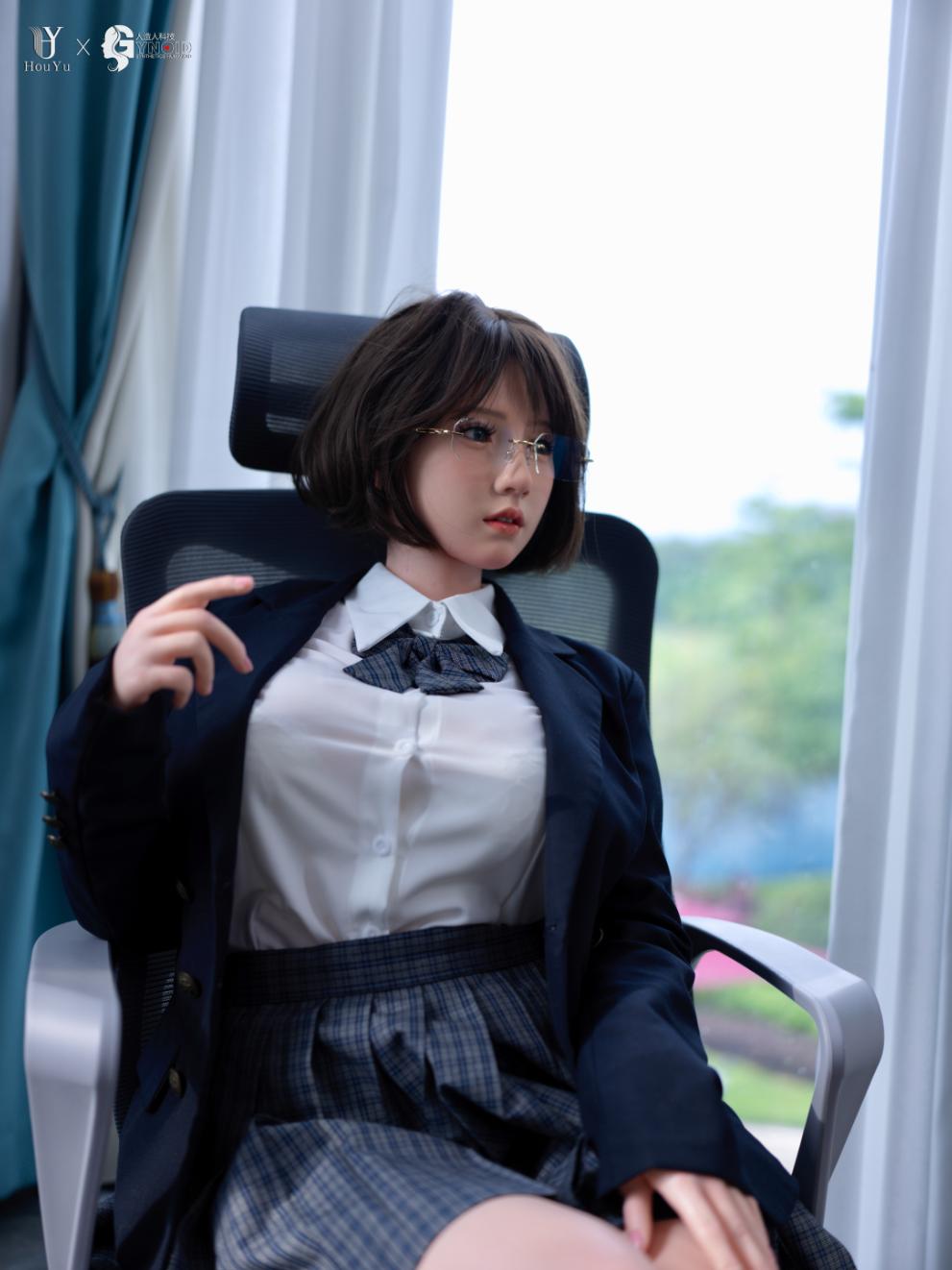 sexdukke Elle (HouYu Doll 150cm F-cup silikone)