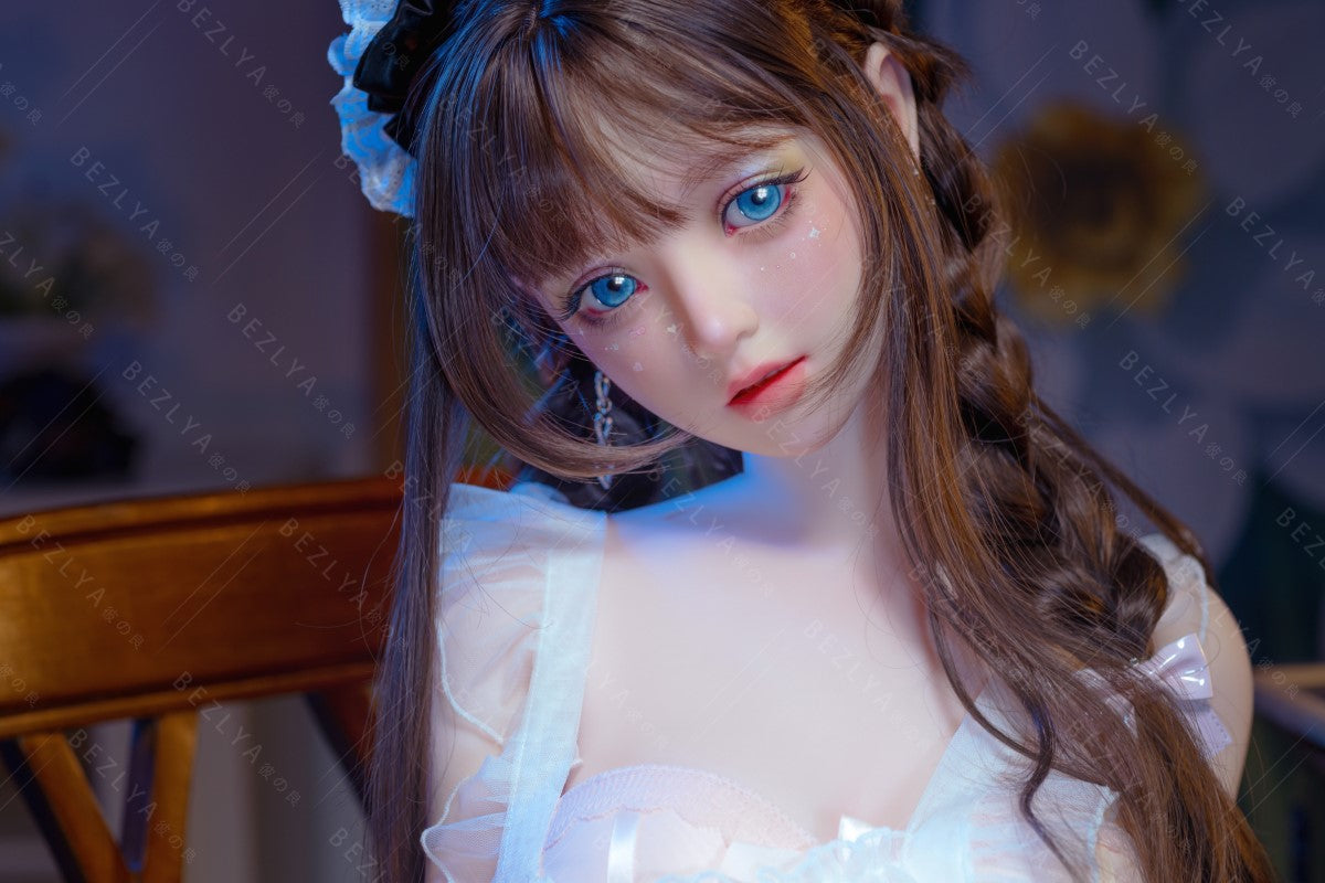 Campanula sexdukke (Bezlya Doll 149 cm D-cup 2.0 TPE+silikone)