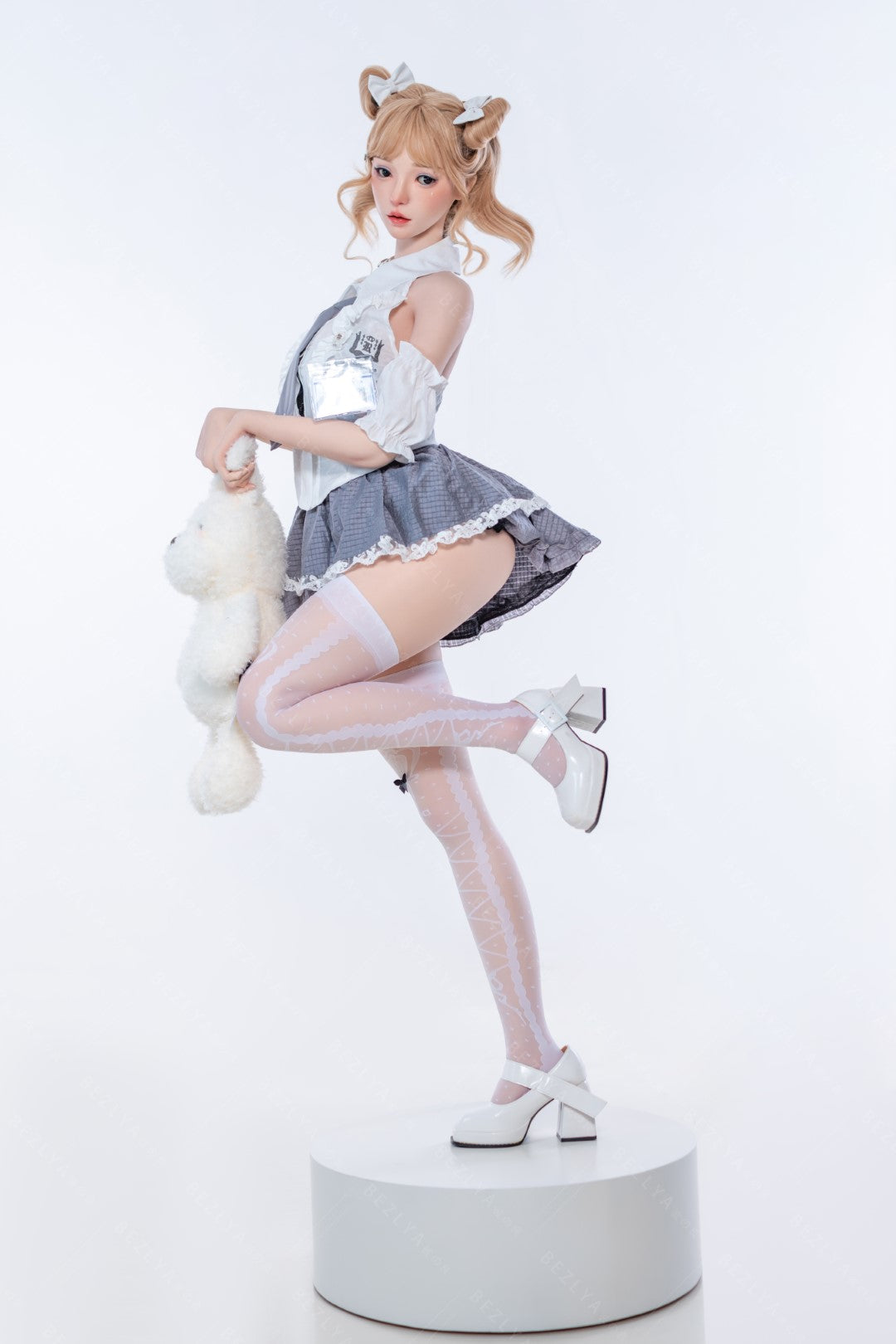 Albizia sexdukke (Bezlya Doll 155 cm E-cup 2.2CF silikone)