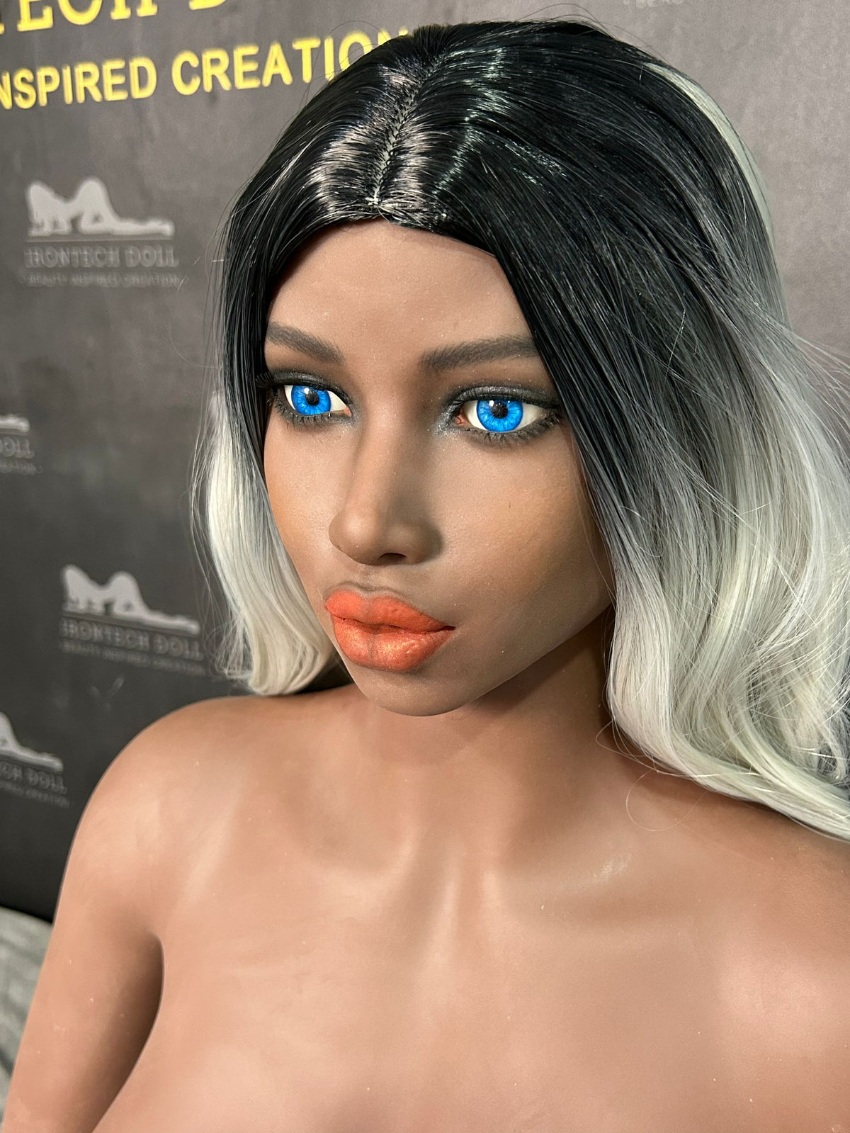 Lola sexdukke (Irontech Doll 158 cm F-cup #101 TPE) EXPRESS OUTLET