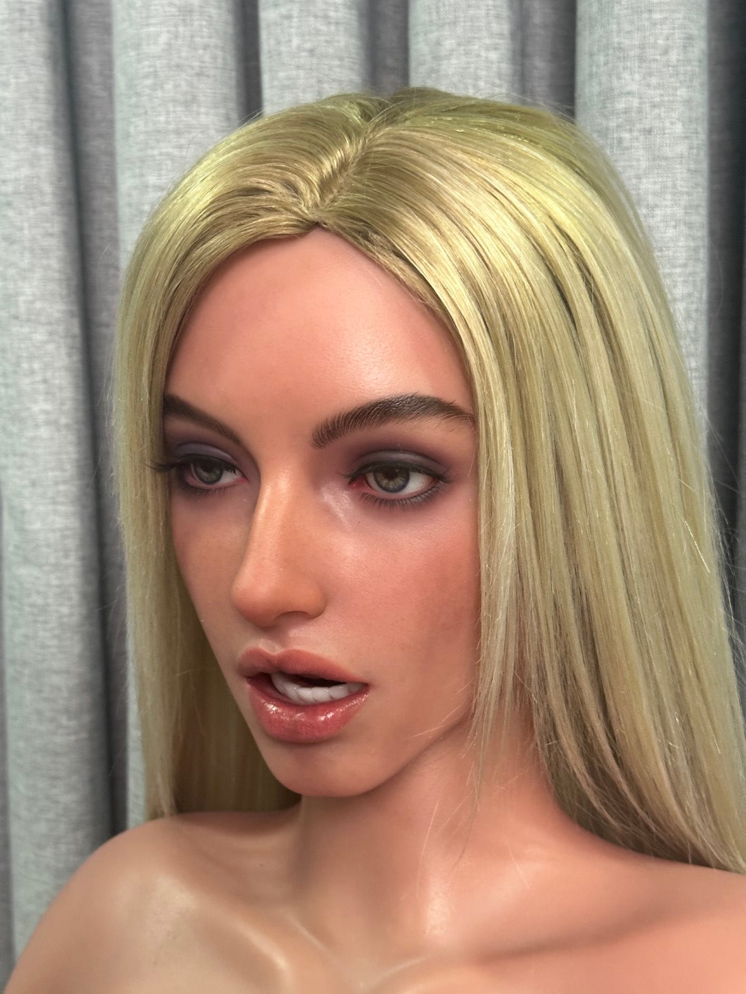 Blake sexdukke (Zelex 160 cm J-cup ZXE216-2 SLE silikone)