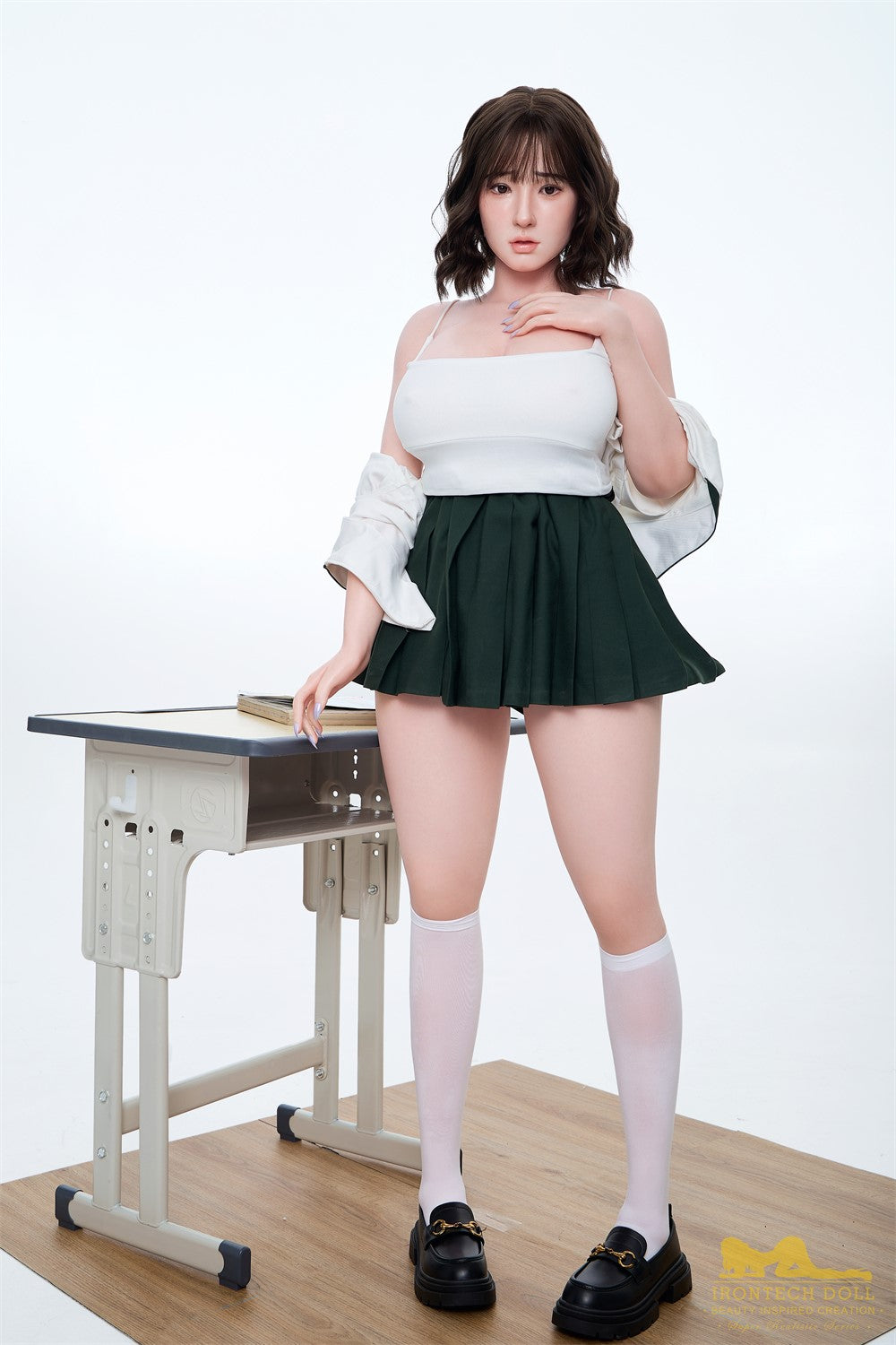 Betty Shemale sexdukke (Irontech Doll 162cm J-cup S7 silikone)