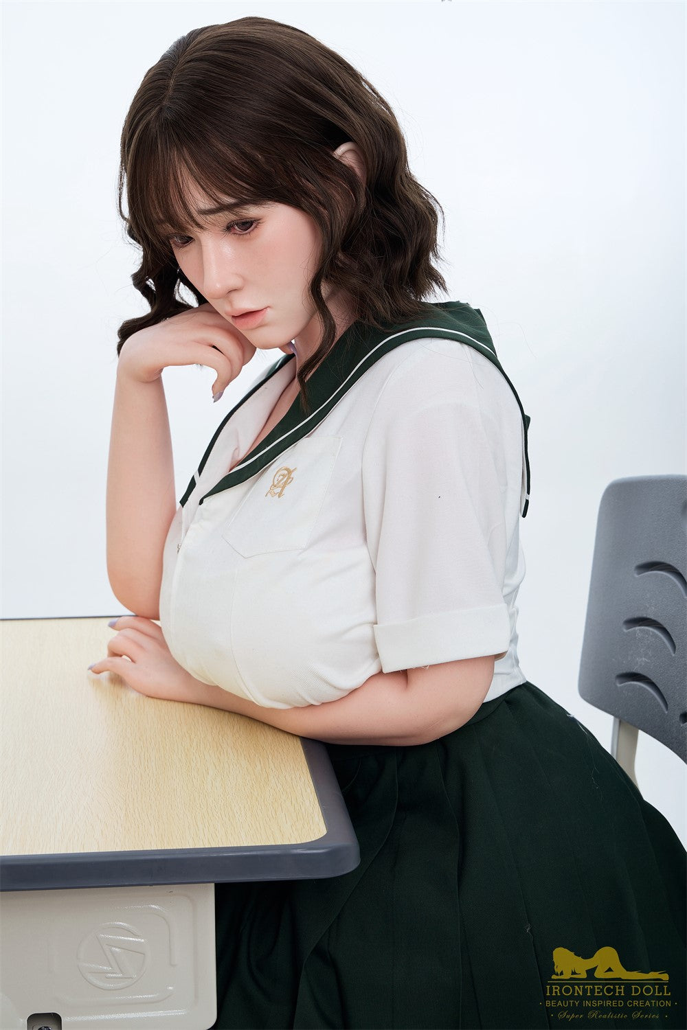 Betty Shemale sexdukke (Irontech Doll 162 cm J-cup S7 silikone)