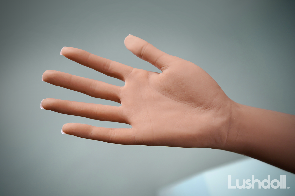 Rosie sexdukke (Lushdoll 172 cm H-cup #16 TPE)