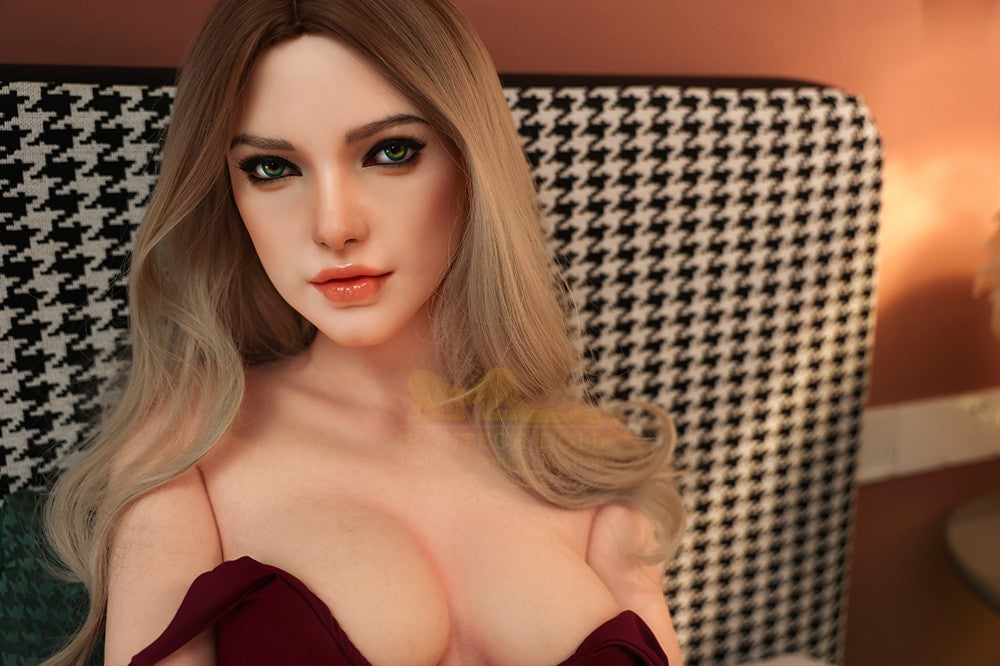 Dakota sexdukke (Irontech Doll 163 cm B-cup S46 silikone)