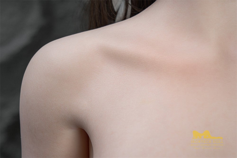 Ni sexdukke (Irontech Doll 158 cm E-cup T3-1 silikone)