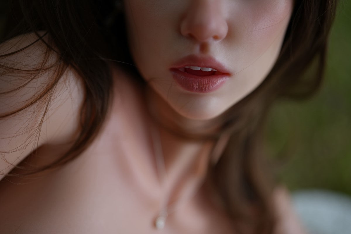 Ena sexdukke (Jarliet 163 cm D-cup silikone)