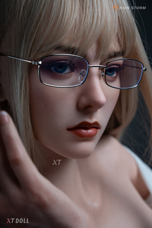 Irina sexdukke (XT Doll 163 cm f-cup #XT-18 silikone)
