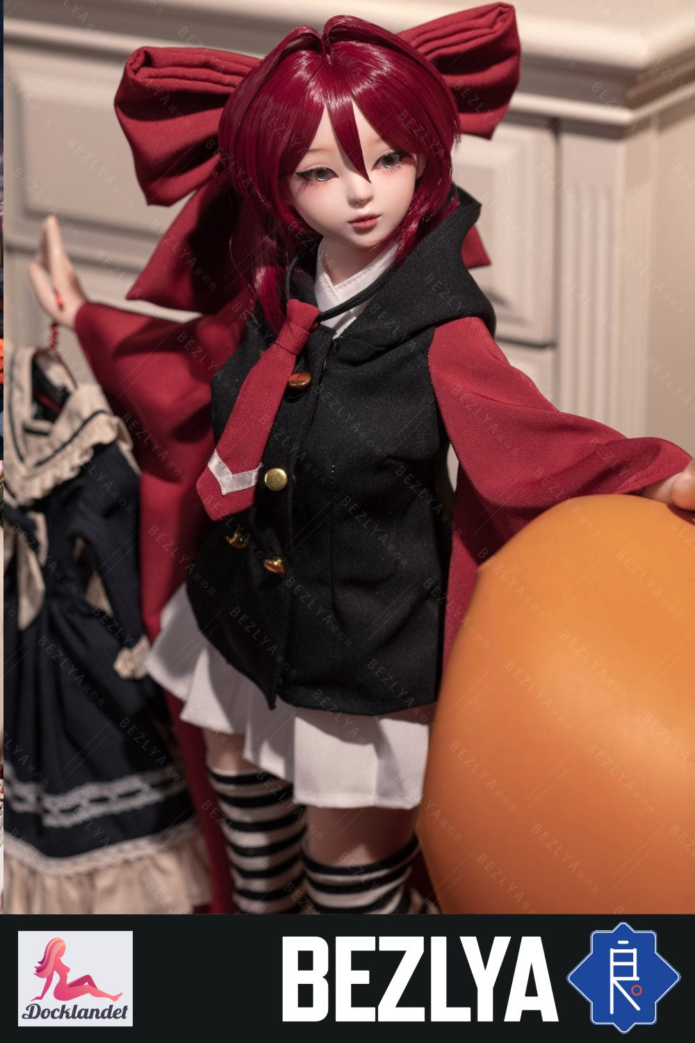 Bezlya Mini-Size Outfits (Bezlya Doll tøj)