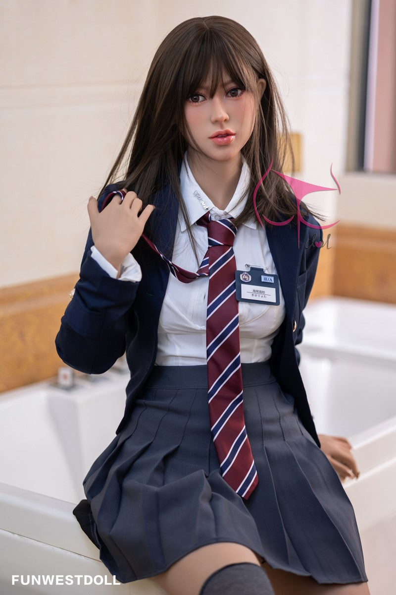 Lucy sexdukke (FunWest Doll 165 cm c-cup #032 TPE)