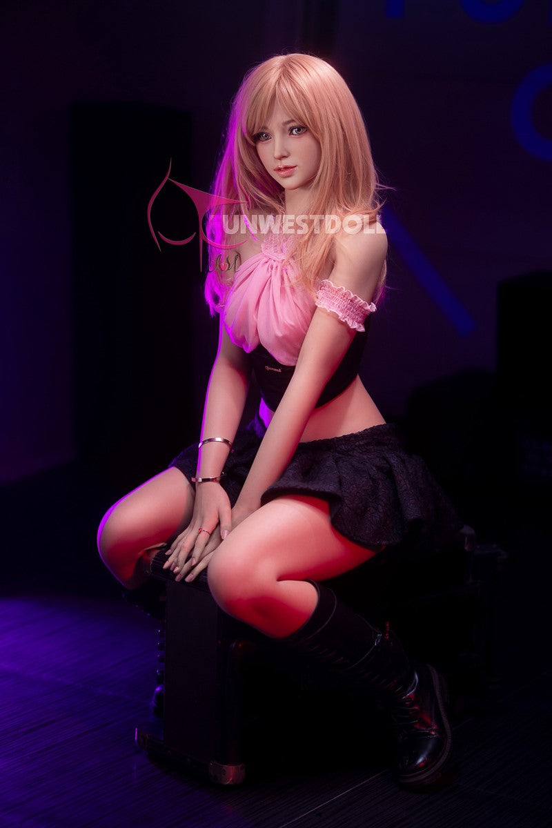 Alice sexdukke (FunWest Doll 157 cm c-cup #038 TPE)