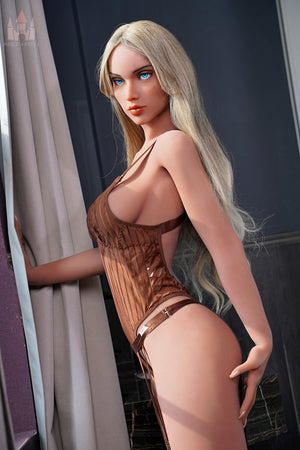 Karolina sexdukke (Dolls Castle 170 cm e-cup #DC50 TPE)