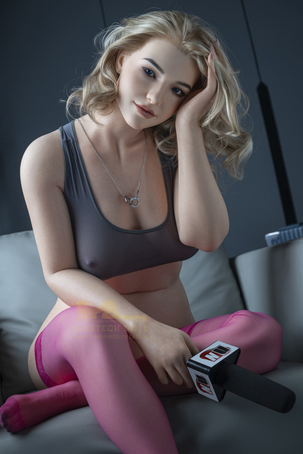 Eila Adams Pornstar sexdukke (Irontech Doll 160 cm c-cup silikone)
