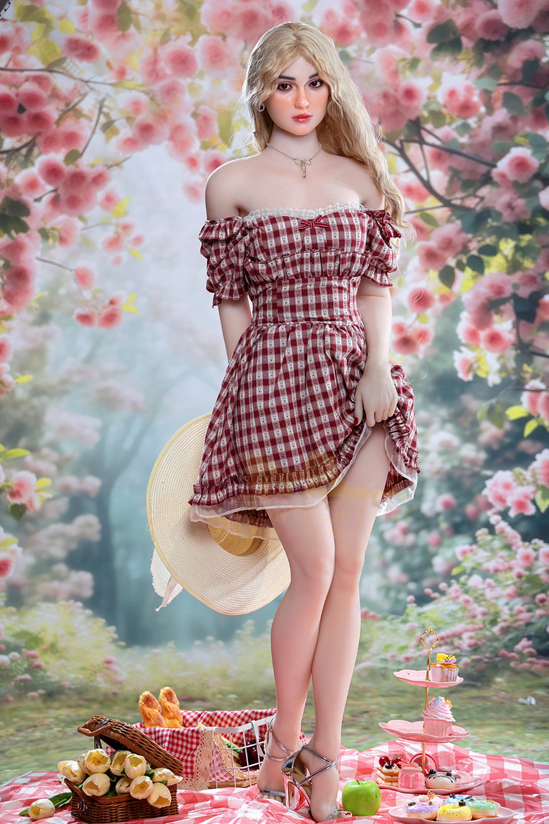 Tina sexdukke (Irontech Doll 162cm a-cup S45 TPE+silikone)