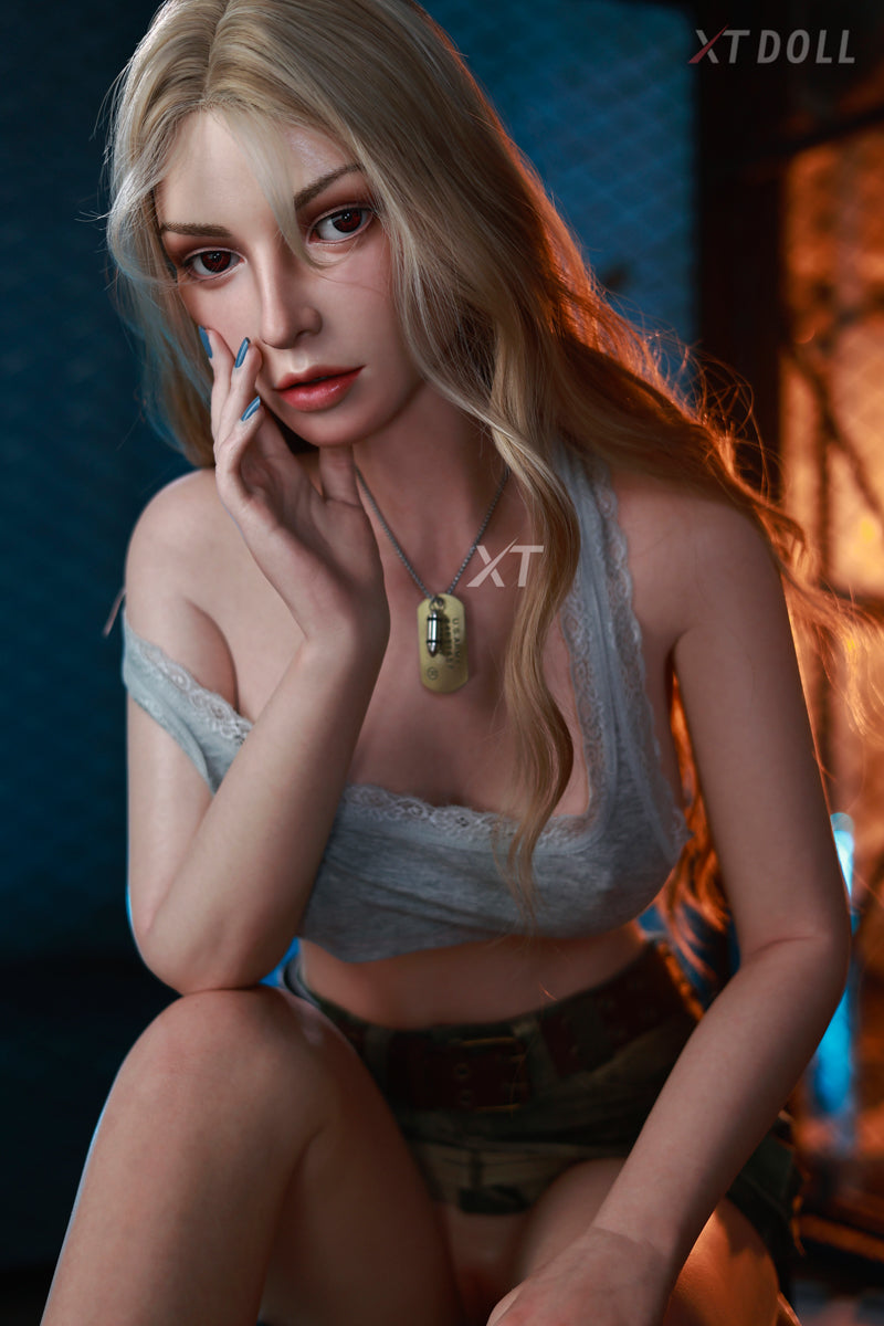 Melanie sexdukke (XT Doll 164 cm C-cup #XT-15-B silikone)