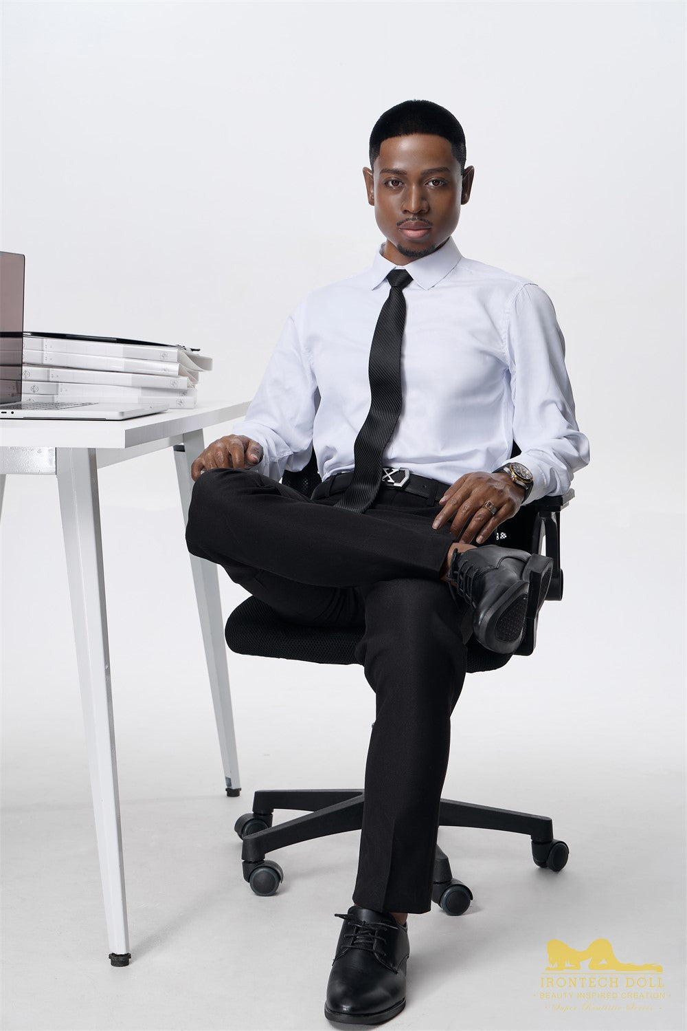 James Male sexdukke (Irontech Doll 170 cm M8 silikone)