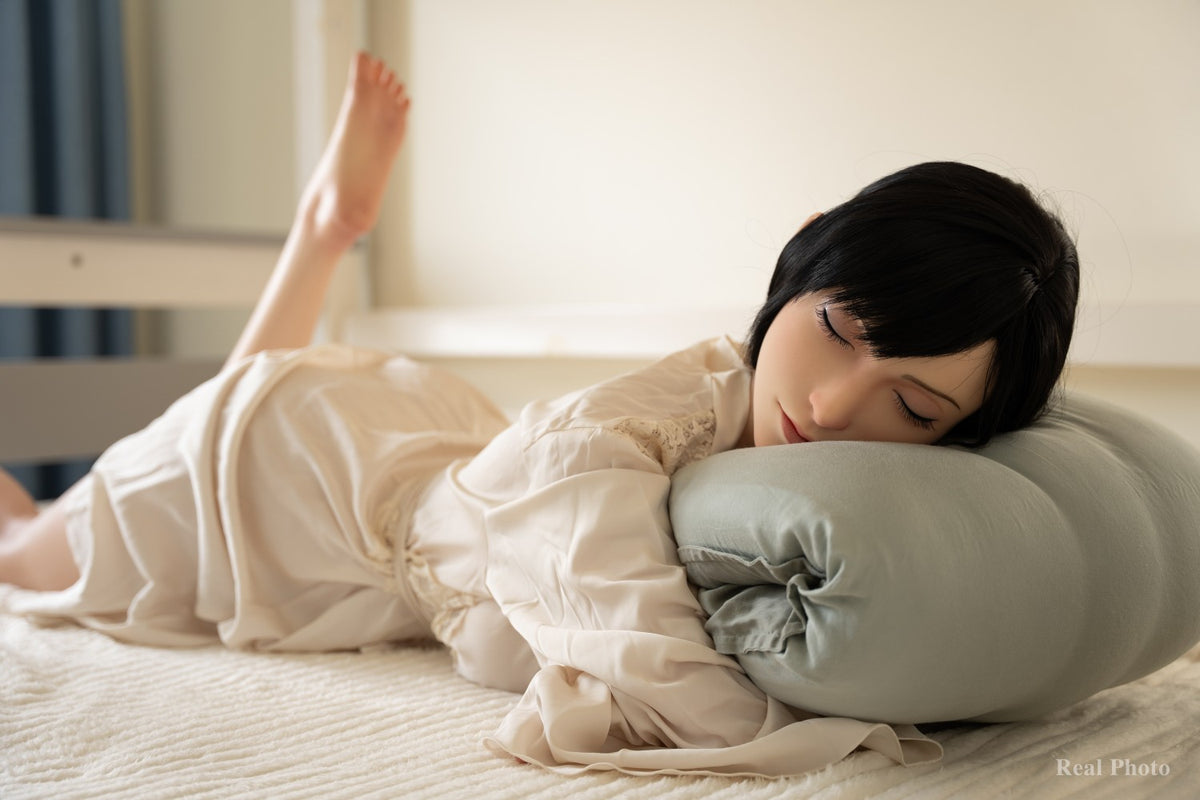 Tifa sover sexdukke (Game Lady 167 cm D-cup nr. 45 silikone)