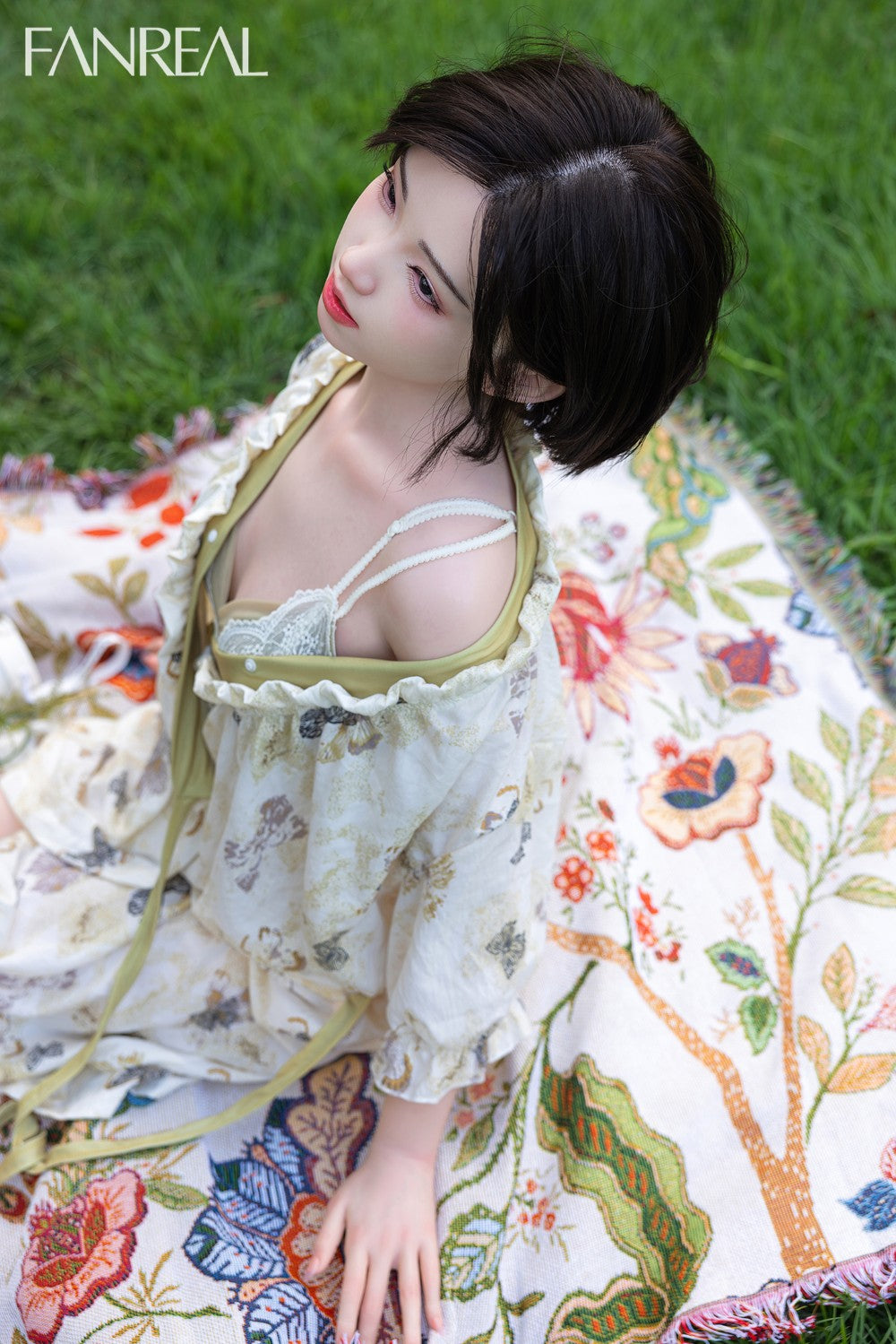 Molly sexdukke (FanReal Doll 153 cm B-cup silikone)